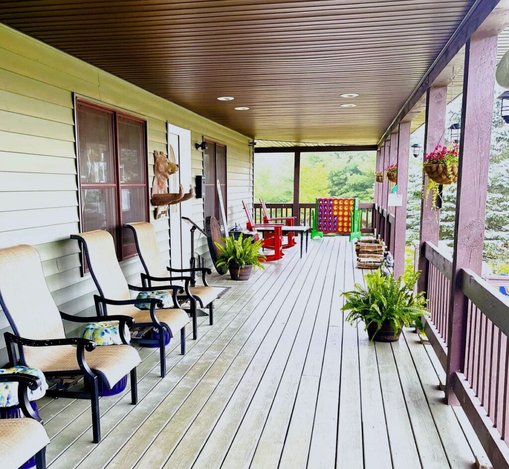 Starlight RV Resort Deck and office door